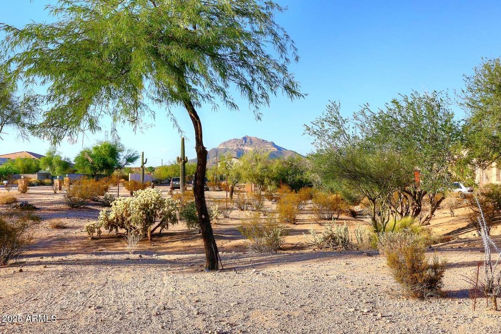 Image 36 of property listing at 1105 N 110TH Street, Mesa, AZ 85207