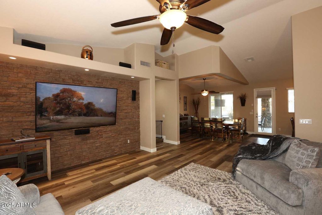 Image 7 of property listing at 1105 N 110TH Street, Mesa, AZ 85207