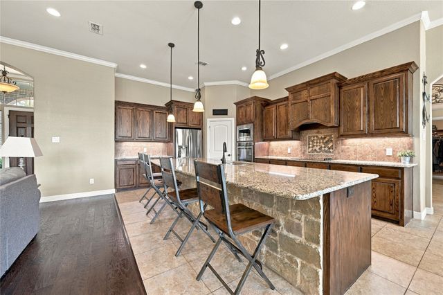 317 Covington Lane, Ovilla, TX 75154