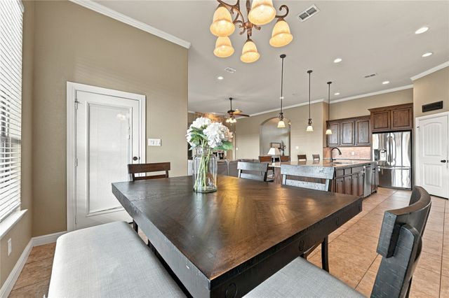 317 Covington Lane, Ovilla, TX 75154