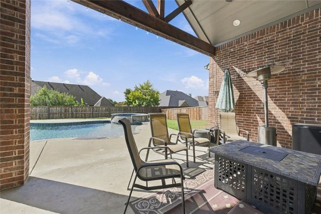 317 Covington Lane, Ovilla, TX 75154