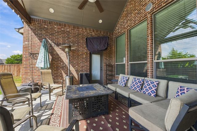 317 Covington Lane, Ovilla, TX 75154