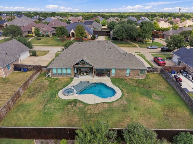 317 Covington Lane, Ovilla, TX 75154