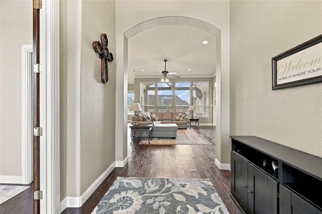 317 Covington Lane, Ovilla, TX 75154