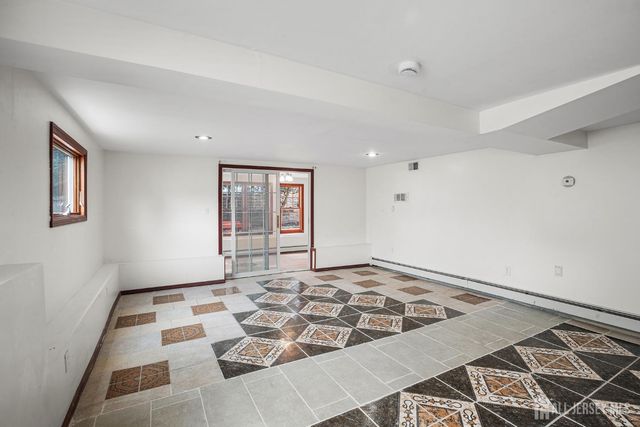 230 mcfarlane Road, Colonia, NJ 07067