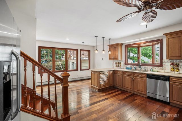 230 mcfarlane Road, Colonia, NJ 07067