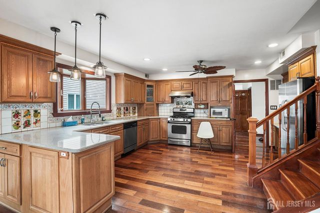 230 mcfarlane Road, Colonia, NJ 07067