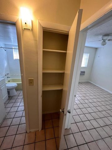 13 NE 2nd Avenue 104, Dania Beach, FL 33004
