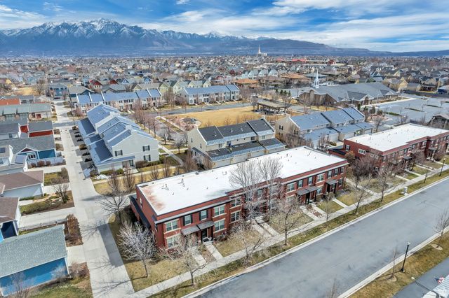 10619 S OQUIRRH LAKE RD, South Jordan, UT 84009