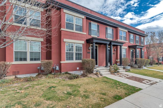 10619 S OQUIRRH LAKE RD, South Jordan, UT 84009