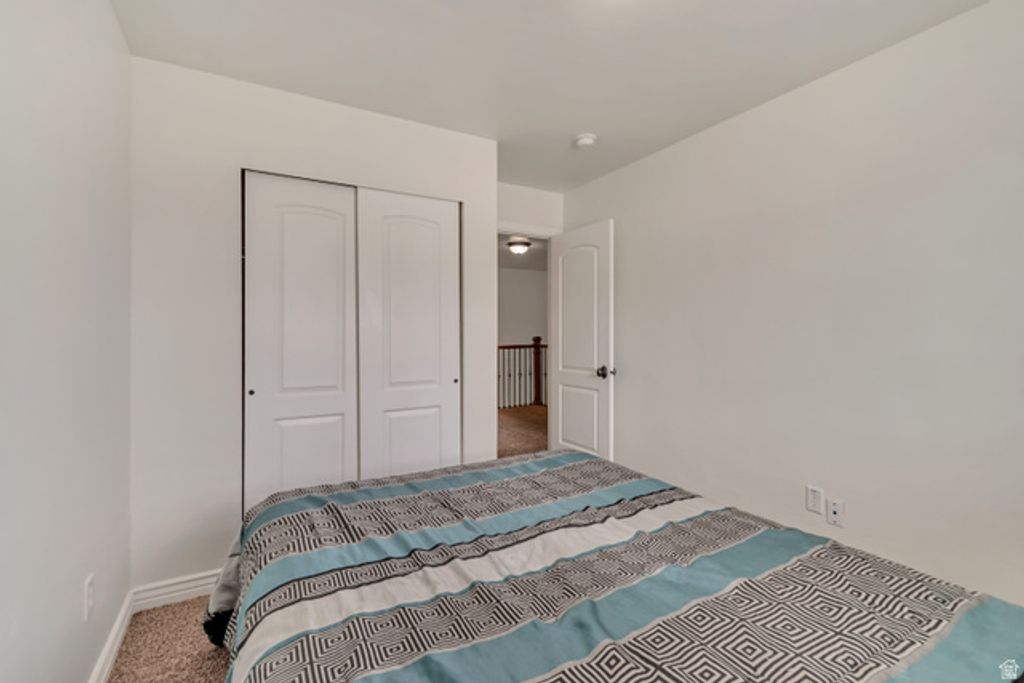 Image 17 of property listing at 10619 S OQUIRRH LAKE RD, South Jordan, UT 84009