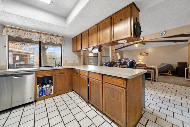 5711 Kingstree Court, Arlington, TX 76017