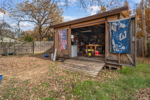 5711 Kingstree Court, Arlington, TX 76017