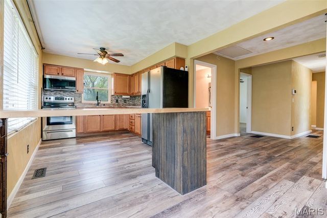 7851 N Illinois Street, Caseyville, IL 62232