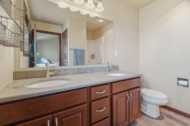 N2369 HOLY HILL DRIVE, Greenville, WI 54942