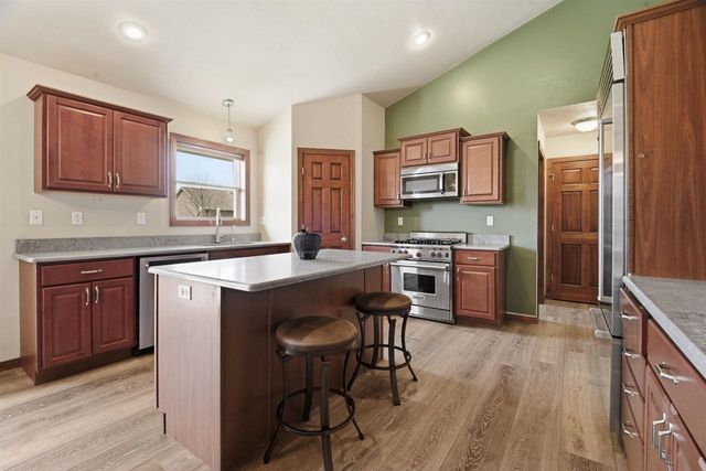N2369 HOLY HILL DRIVE, Greenville, WI 54942
