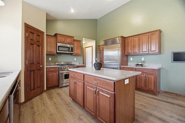 N2369 HOLY HILL DRIVE, Greenville, WI 54942