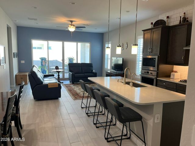 10544 W HARMONY Lane, Peoria, AZ 85382