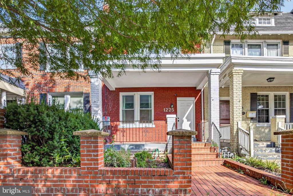 1225 18TH ST NE, Washington, DC 20002