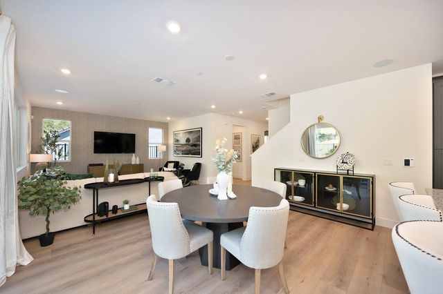 1002 Utah Dr, Placerville, CA 95667