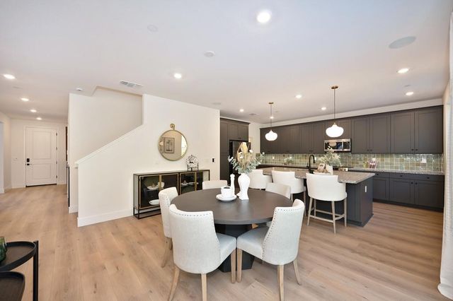 1002 Utah Dr, Placerville, CA 95667