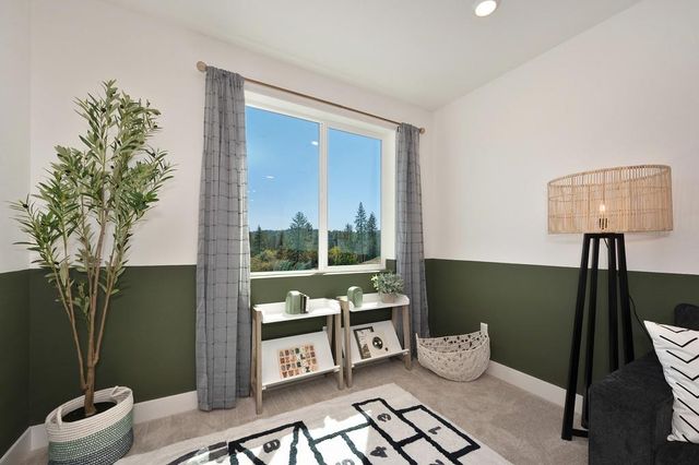 1002 Utah Dr, Placerville, CA 95667