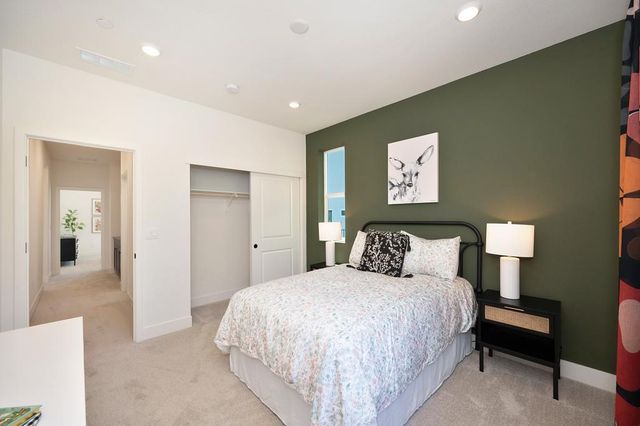 1002 Utah Dr, Placerville, CA 95667