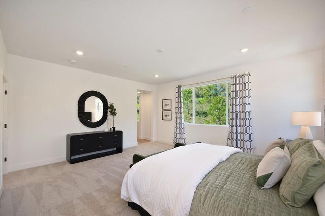 1002 Utah Dr, Placerville, CA 95667