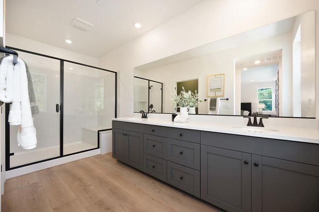 1002 Utah Dr, Placerville, CA 95667