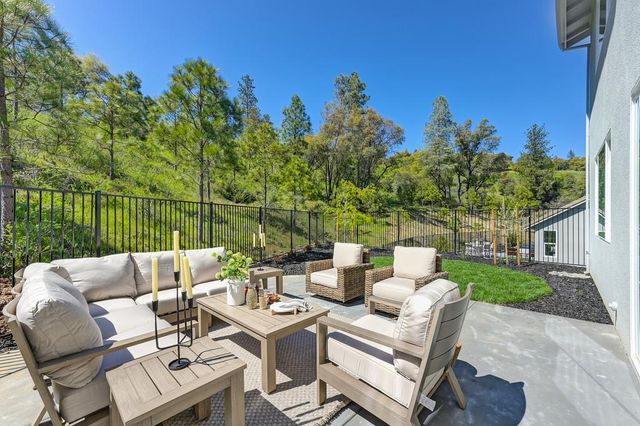 1002 Utah Dr, Placerville, CA 95667