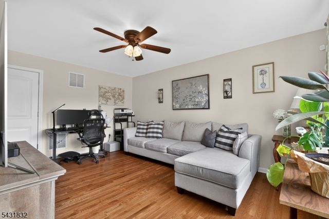 99 Clyde Ave, Woodbridge Twp., NJ 08861