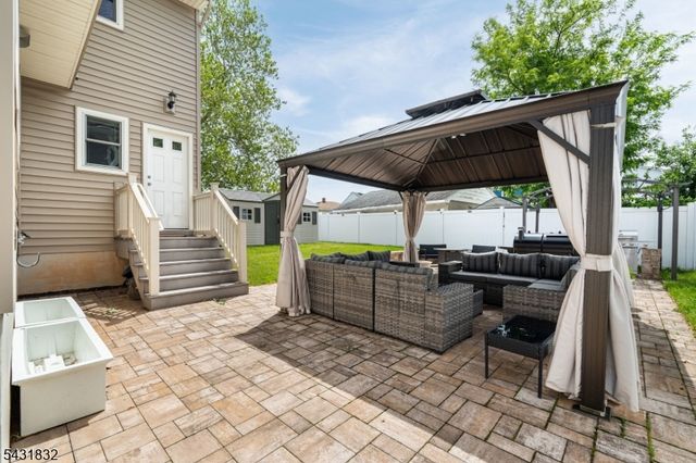 99 Clyde Ave, Woodbridge Twp., NJ 08861