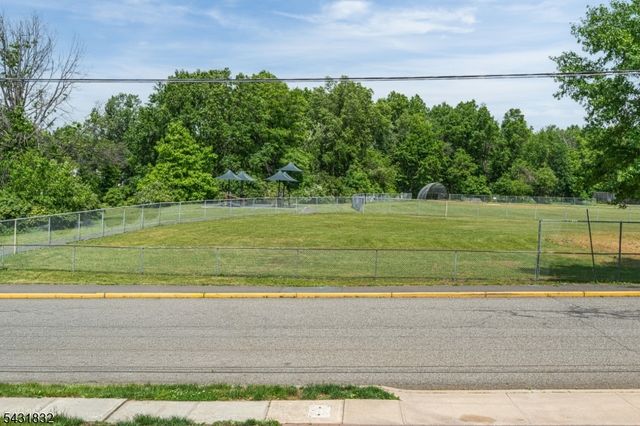 99 Clyde Ave, Woodbridge Twp., NJ 08861