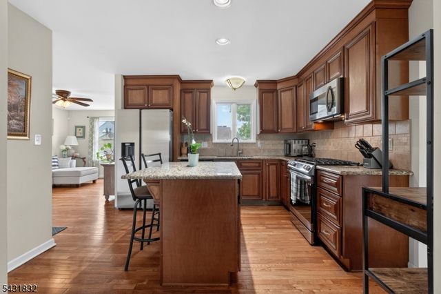 99 Clyde Ave, Woodbridge Twp., NJ 08861