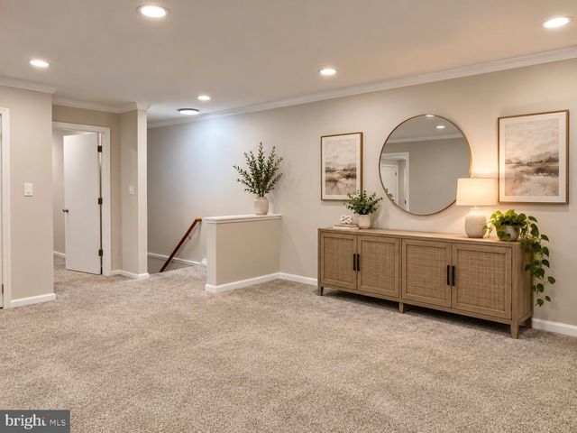 902 GARNET DR, Burlington, NJ 08016