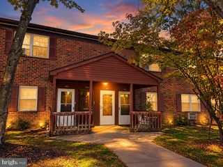 902 GARNET DR, Burlington, NJ 08016