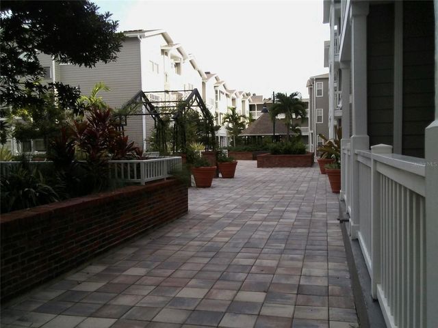 800 DAKOTA AVENUE 238, Tampa, FL 33606