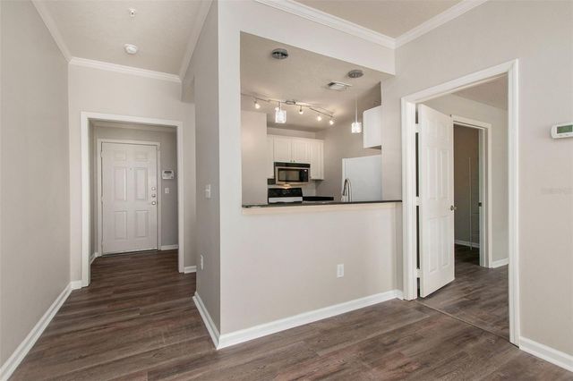 800 DAKOTA AVENUE 238, Tampa, FL 33606