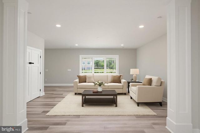 118 N LAKE DR, Stevensville, MD 21666