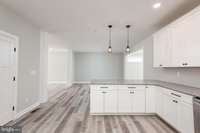 118 N LAKE DR, Stevensville, MD 21666