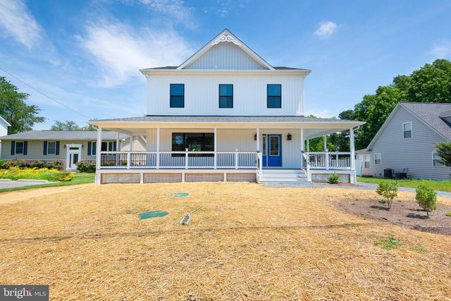 118 N LAKE DR, Stevensville, MD 21666