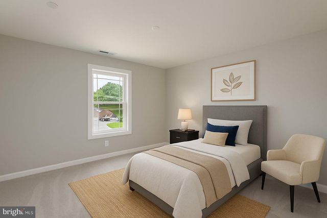 118 N LAKE DR, Stevensville, MD 21666