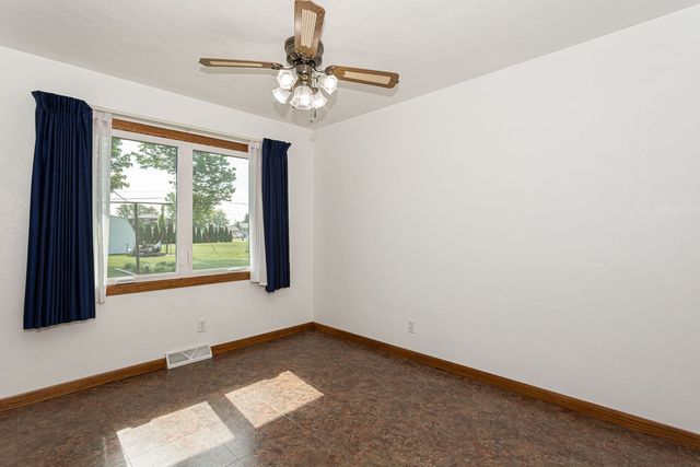 11719 1st Street, Milan, IL 61264