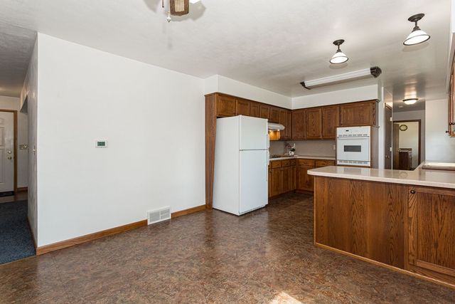 11719 1st Street, Milan, IL 61264