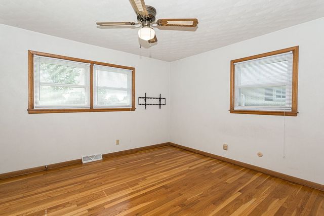 11719 1st Street, Milan, IL 61264