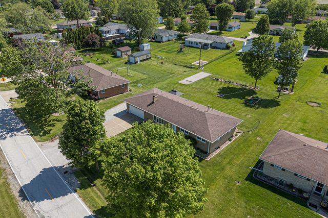 11719 1st Street, Milan, IL 61264