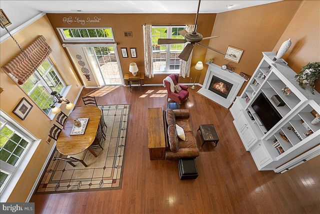 31 ARISTOTLE WAY, East Windsor, NJ 08512