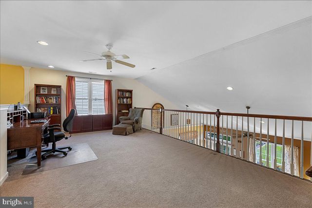 31 ARISTOTLE WAY, East Windsor, NJ 08512