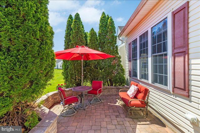 31 ARISTOTLE WAY, East Windsor, NJ 08512