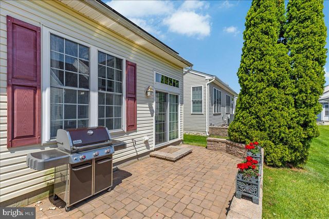 31 ARISTOTLE WAY, East Windsor, NJ 08512